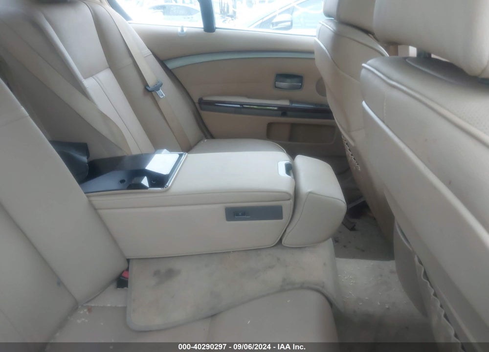 2008 BMW 750I VIN: WBAHL83578DT13631