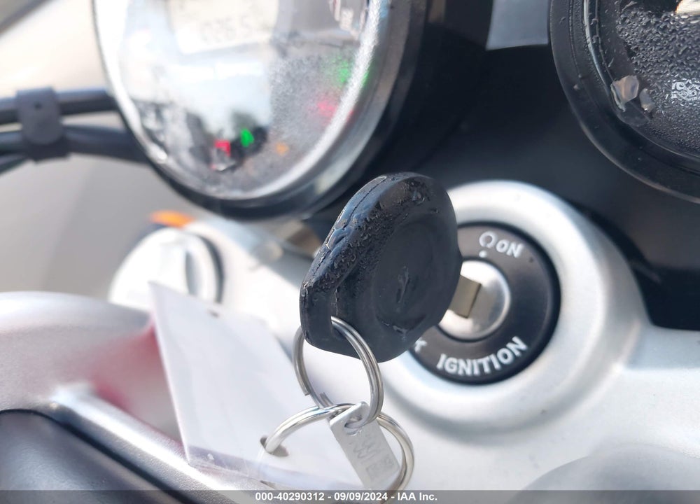 2024 ROYAL ENFIELD MOTORS SUPER METEOR 650 VIN: ME3HJN473RK701422