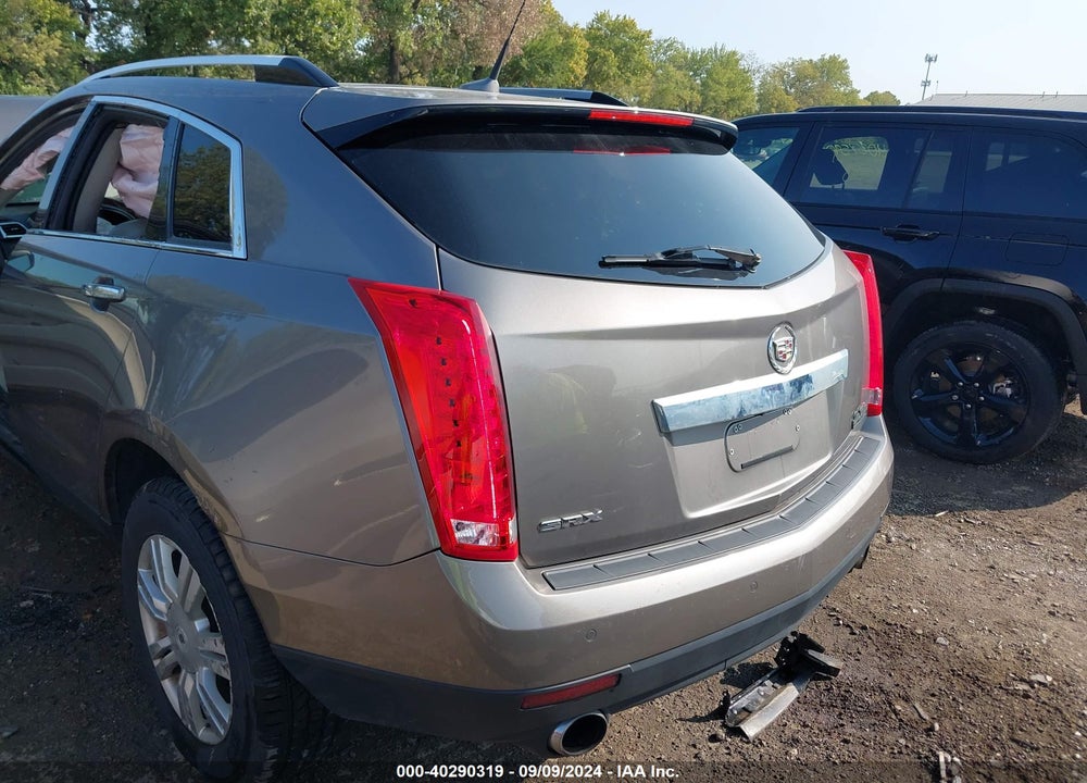 2011 CADILLAC SRX LUXURY COLLECTION VIN: 3GYFNAEY8BS576036