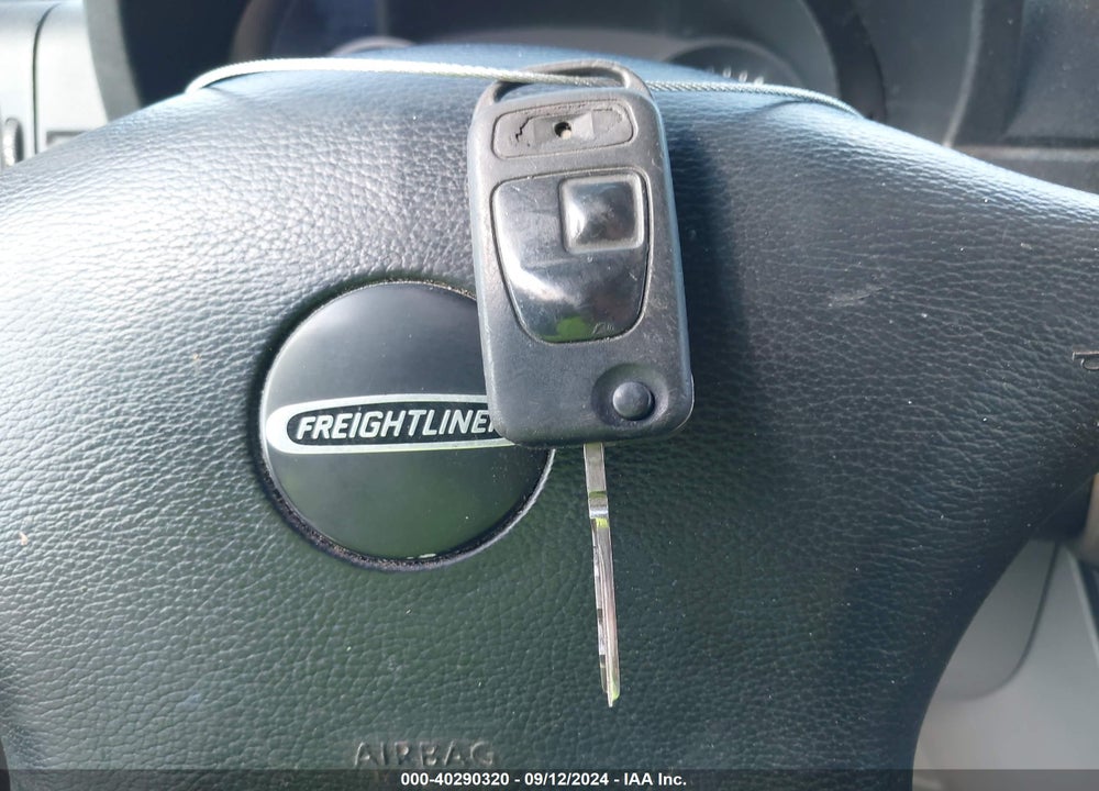2008 FREIGHTLINER SPRINTER 2500 VIN: WDYPE745385309866