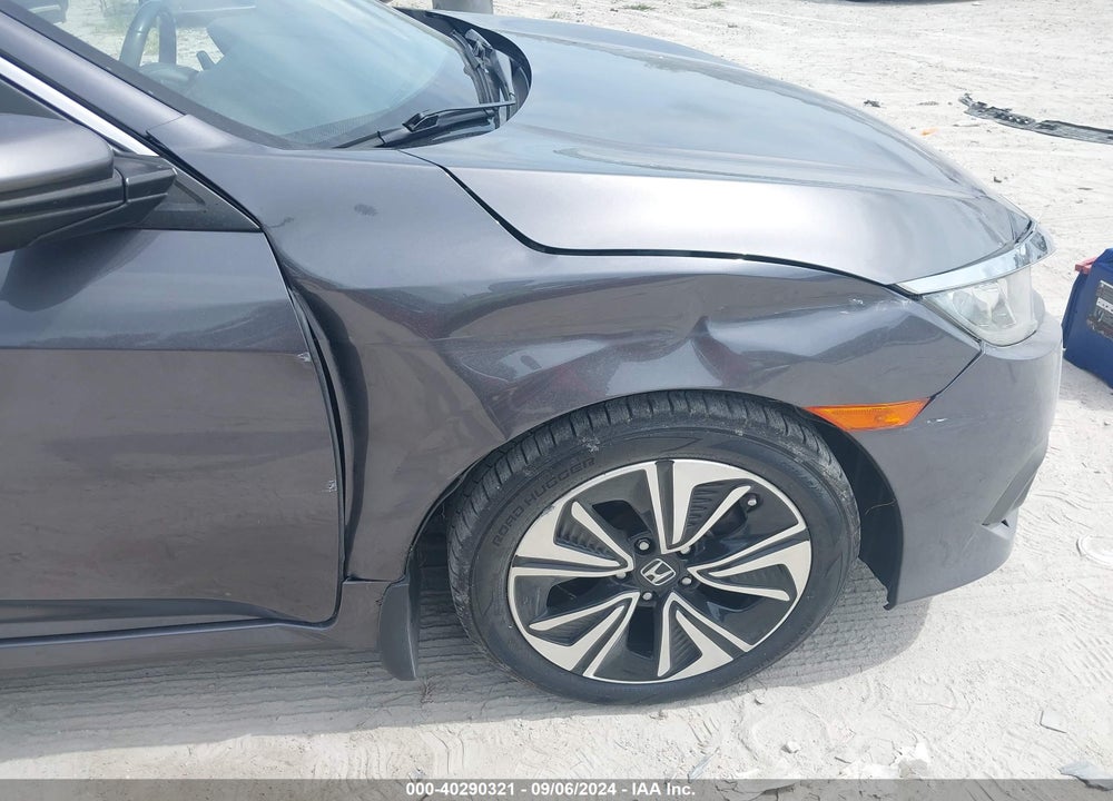 2018 HONDA CIVIC EX-L VIN: JHMFC1F72JX043094