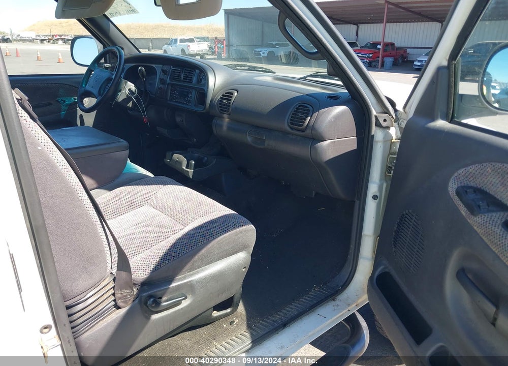 2001 DODGE RAM 2500 ST VIN: 3B7KF23611G158671