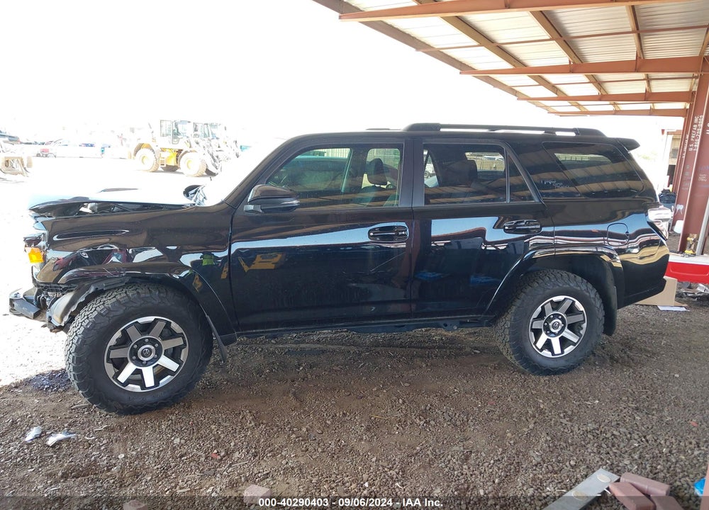 2020 TOYOTA 4RUNNER TRD OFF ROAD PREMIUM VIN: JTEBU5JR3L5825721