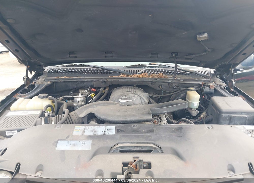 2002 CHEVROLET TAHOE LS/LT/Z71 VIN: 1GNEK13Z42R229514