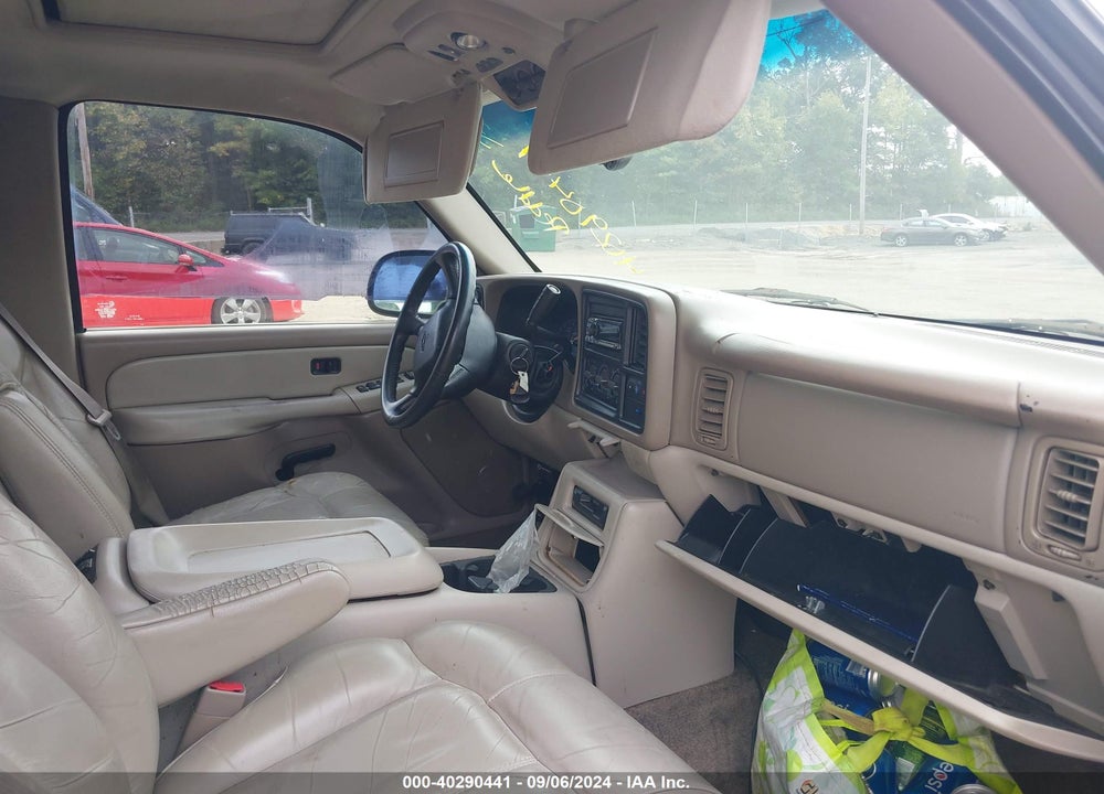 2002 CHEVROLET TAHOE LS/LT/Z71 VIN: 1GNEK13Z42R229514