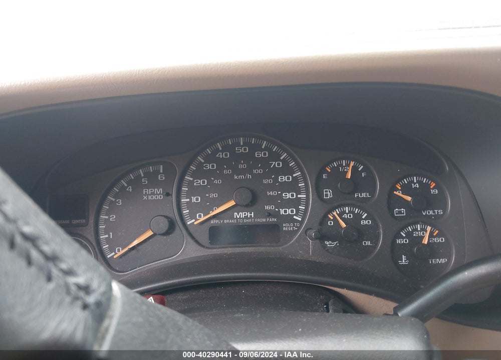 2002 CHEVROLET TAHOE LS/LT/Z71 VIN: 1GNEK13Z42R229514