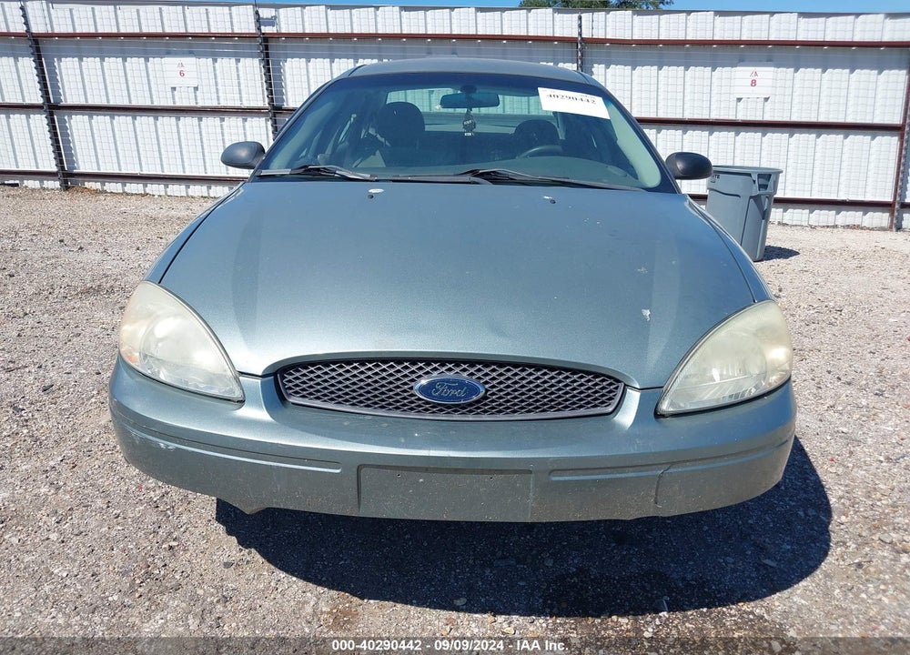 2005 FORD TAURUS SE VIN: 1FAHP53285A266320