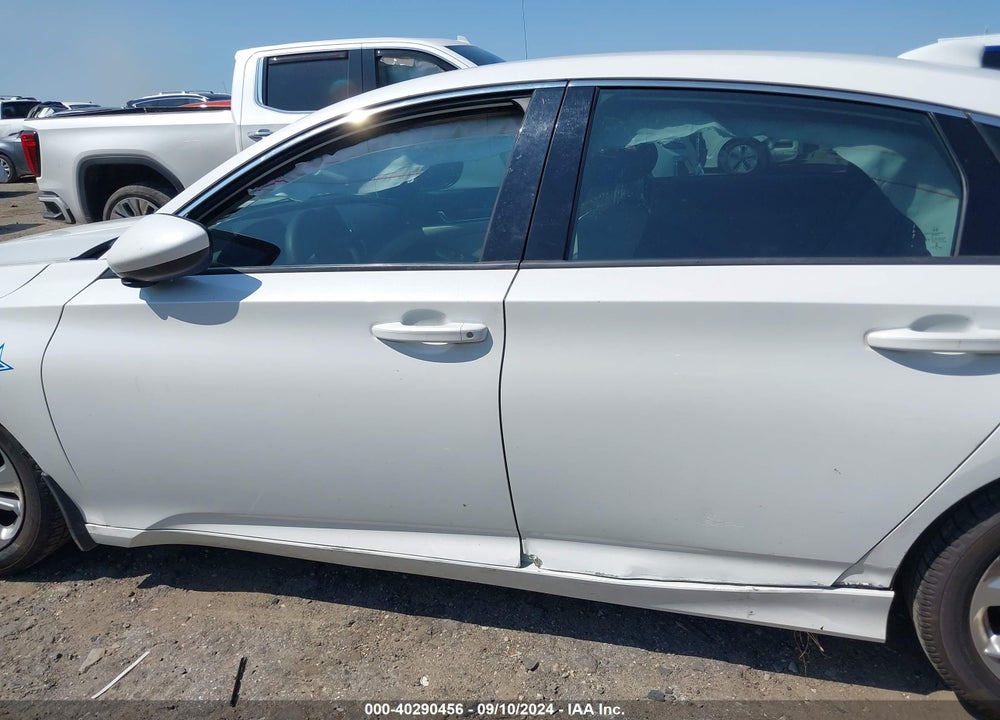 2018 HONDA ACCORD LX VIN: 1HGCV1F1XJA222644