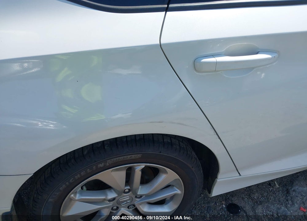 2018 HONDA ACCORD LX VIN: 1HGCV1F1XJA222644