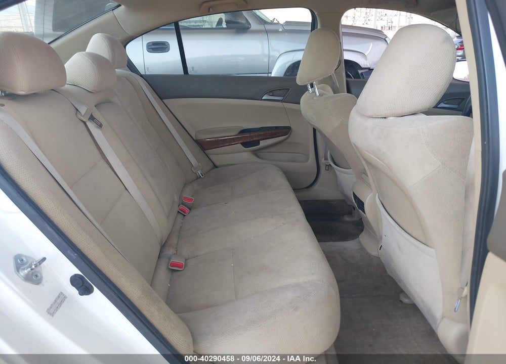 2010 HONDA ACCORD 2.4 EX VIN: 1HGCP2F72AA169703