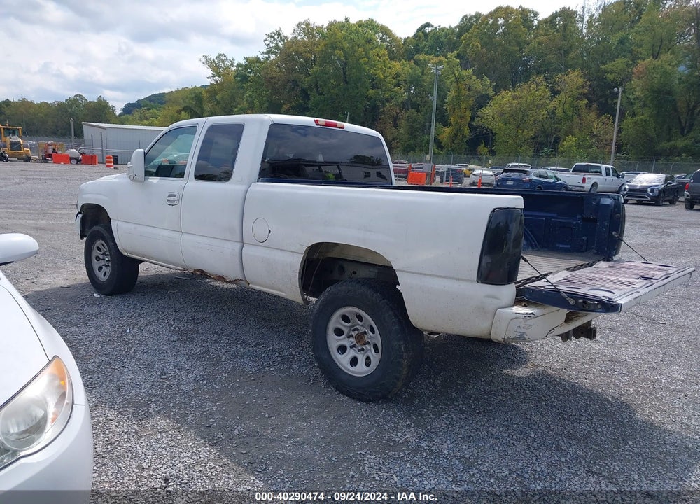 1999 GMC SIERRA 1500 SLE VIN: 2GTEK19T8X1528189
