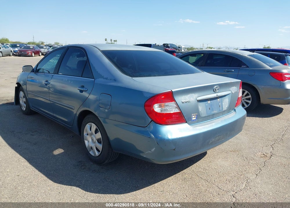 2004 TOYOTA CAMRY LE VIN: 4T1BE32K04U890570