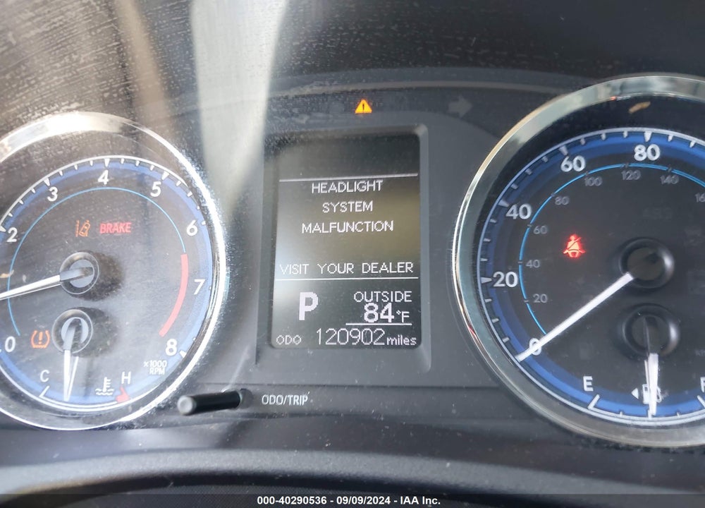 2019 TOYOTA COROLLA LE VIN: 2T1BURHE6KC245282