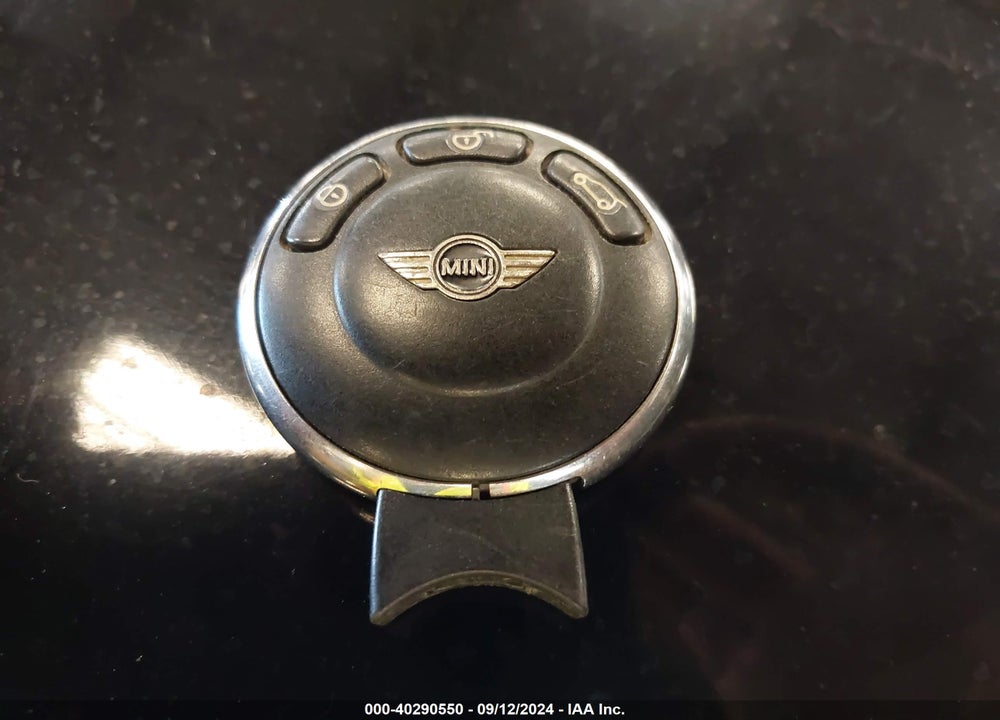 2012 MINI COOPER S VIN: WMWSX3C54CT154708
