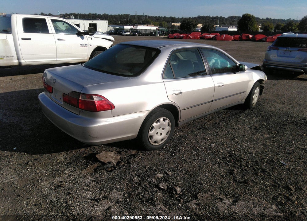 1998 HONDA ACCORD LX VIN: 1HGCG5646WA158055