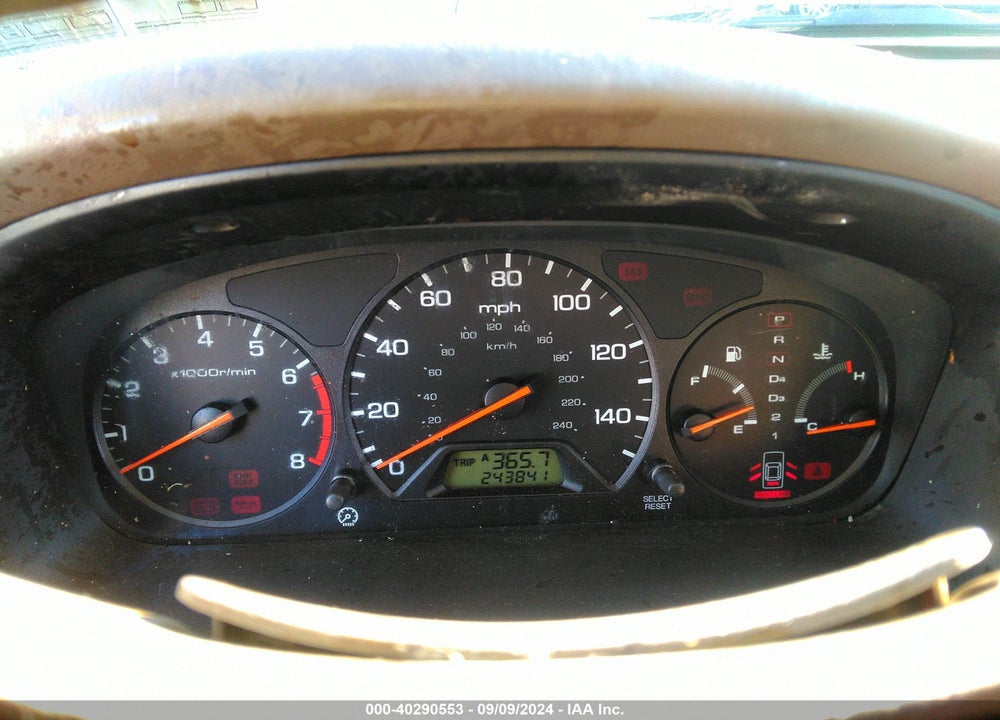 1998 HONDA ACCORD LX VIN: 1HGCG5646WA158055