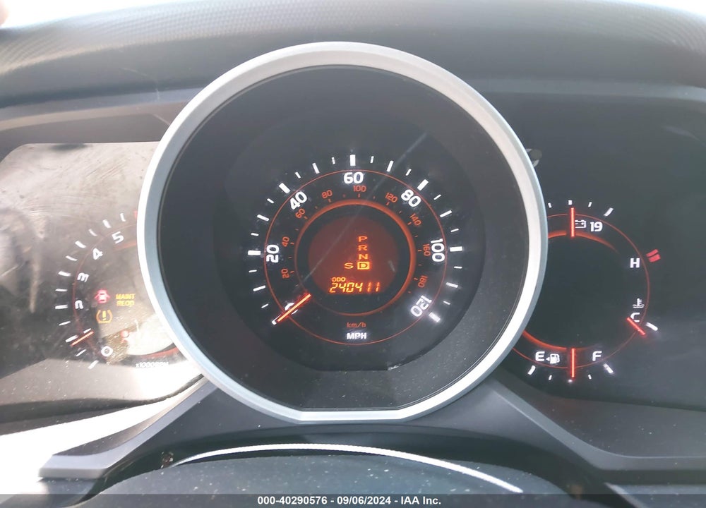 2010 TOYOTA 4RUNNER LIMITED V6 VIN: JTEBU5JR4A5011493