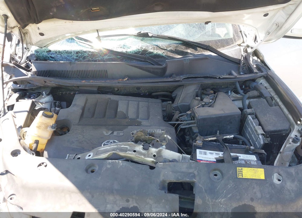 2011 TOYOTA RAV4 LIMITED V6 VIN: JTMEK4DV8B5105890