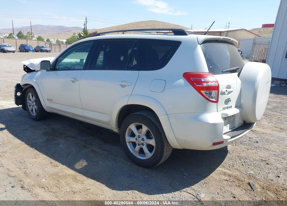 2011 TOYOTA RAV4 LIMITED V6 VIN: JTMEK4DV8B5105890