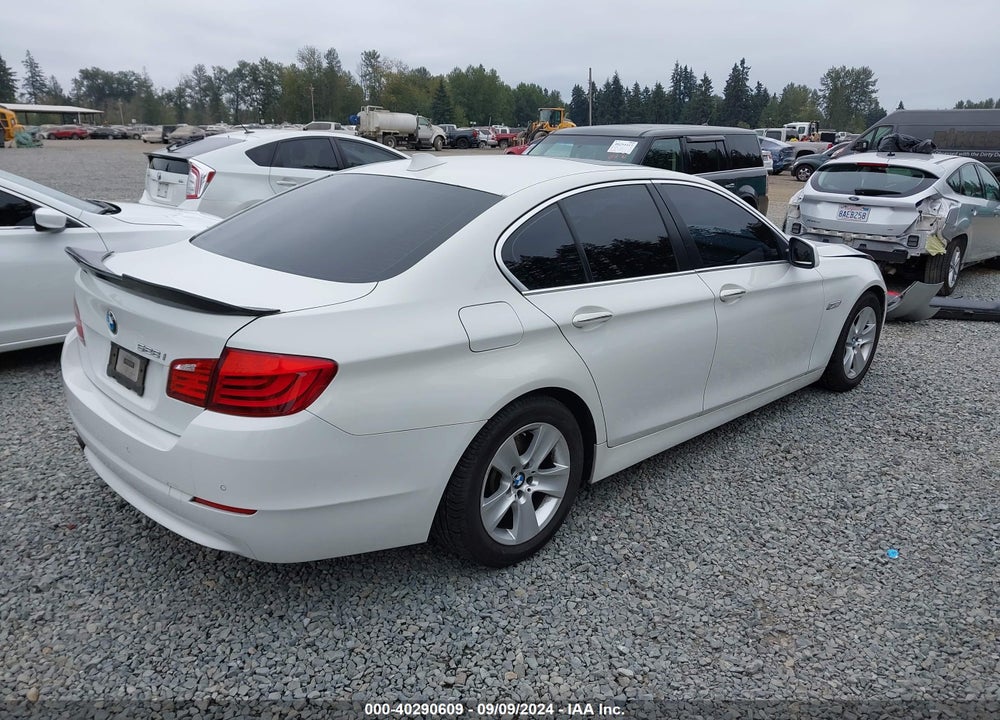 2013 BMW 528I VIN: WBAXG5C55DDY32749