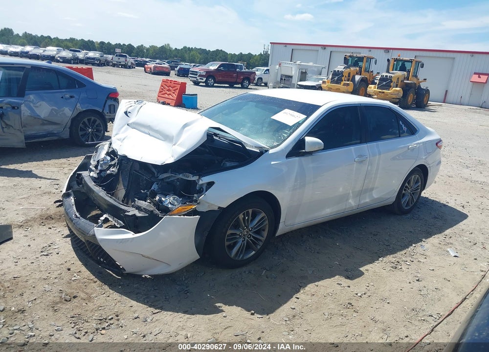 2015 TOYOTA CAMRY SE VIN: 4T1BF1FK8FU110233