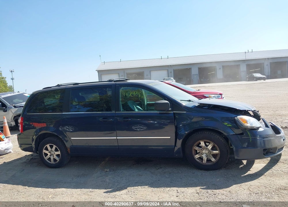 2009 CHRYSLER TOWN & COUNTRY TOURING VIN: 2A8HR54159R626728