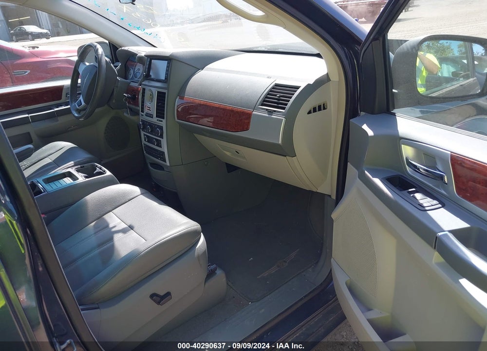 2009 CHRYSLER TOWN & COUNTRY TOURING VIN: 2A8HR54159R626728