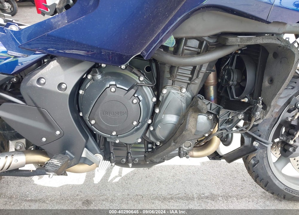 2014 TRIUMPH MOTORCYCLE TROPHY SE VIN: SMTH02XK1EJ625760