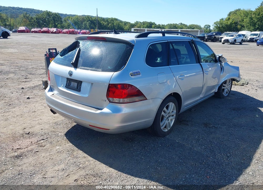 2014 VOLKSWAGEN JETTA SPORTWAGEN 2.0L TDI VIN: 3VWPL7AJ7EM614681