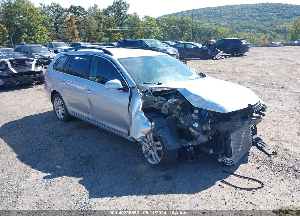 2014 VOLKSWAGEN JETTA SPORTWAGEN 2.0L TDI VIN: 3VWPL7AJ7EM614681