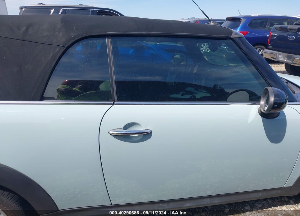 2014 MINI CONVERTIBLE COOPER S VIN: WMWZP3C50ET706951