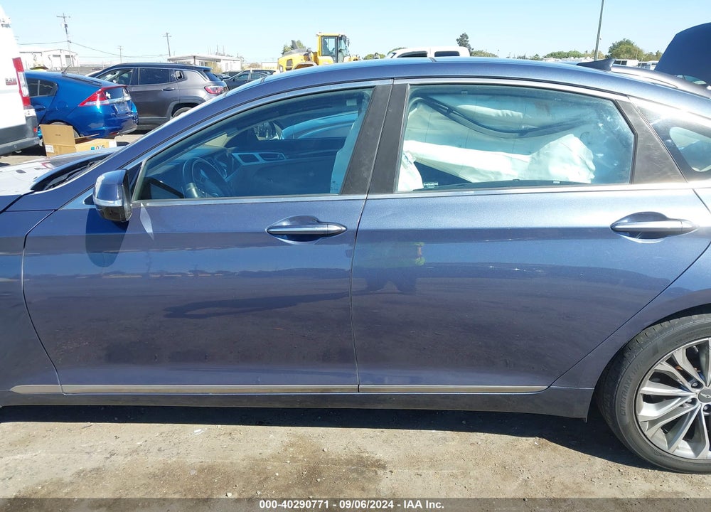 2016 HYUNDAI GENESIS 3.8 VIN: KMHGN4JE8GU116868