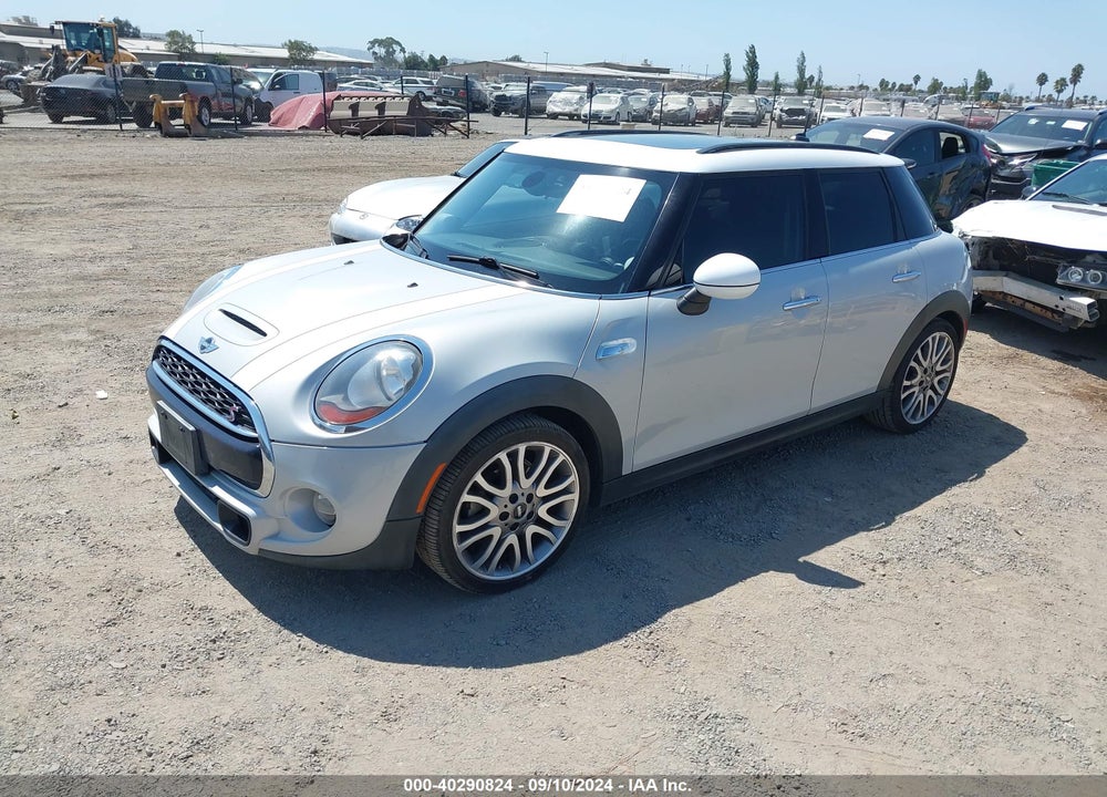 2015 MINI HARDTOP COOPER S VIN: WMWXU3C56F2B59596