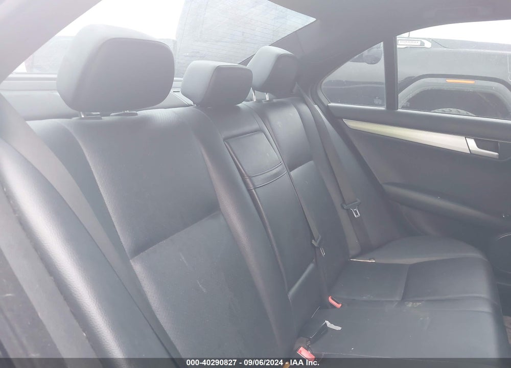 2013 MERCEDES-BENZ C 250 LUXURY/SPORT VIN: WDDGF4HB6DA796317
