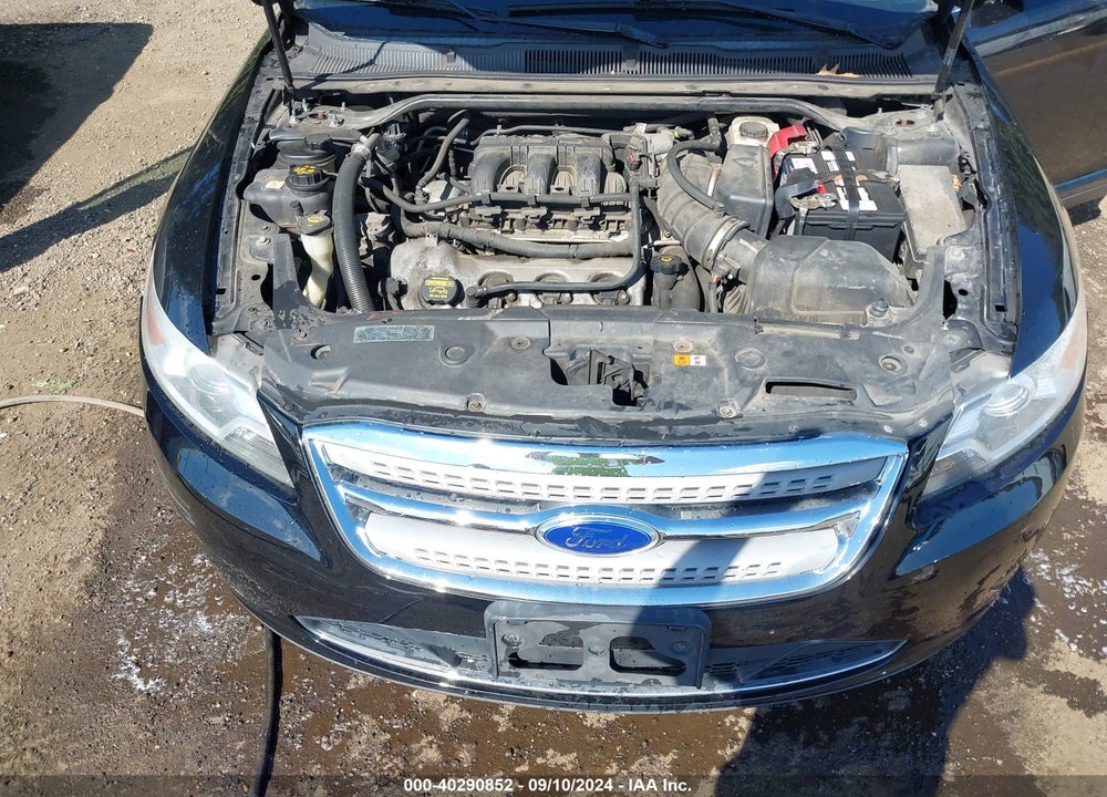 2010 FORD TAURUS LIMITED VIN: 1FAHP2FW0AG108879