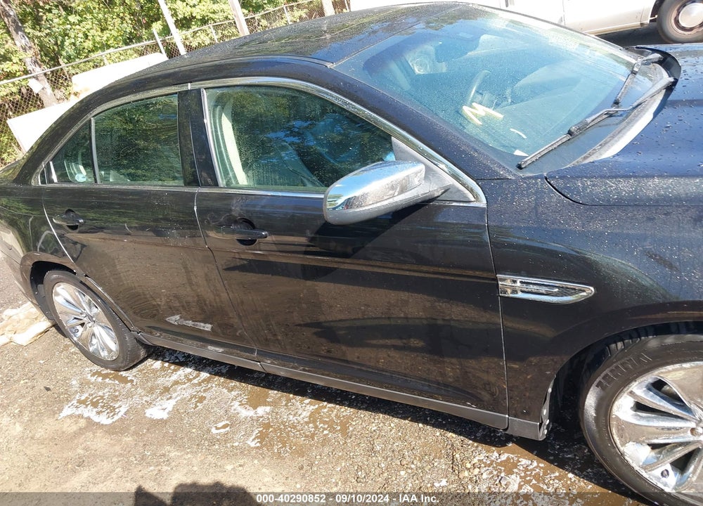 2010 FORD TAURUS LIMITED VIN: 1FAHP2FW0AG108879