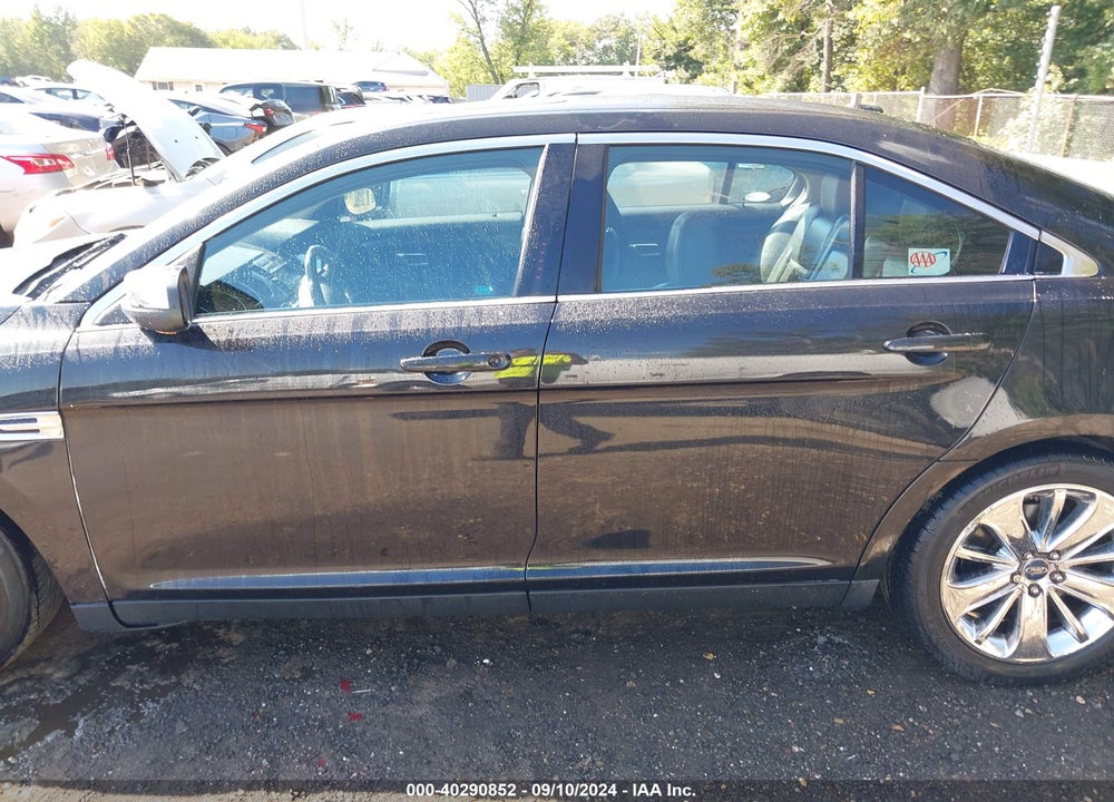 2010 FORD TAURUS LIMITED VIN: 1FAHP2FW0AG108879