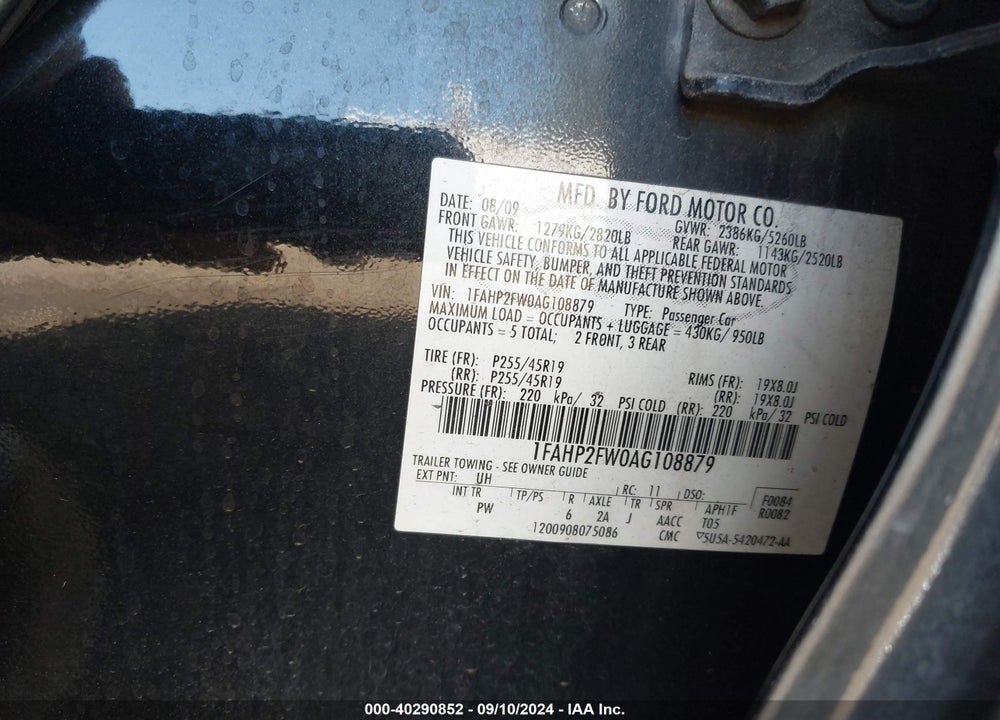 2010 FORD TAURUS LIMITED VIN: 1FAHP2FW0AG108879
