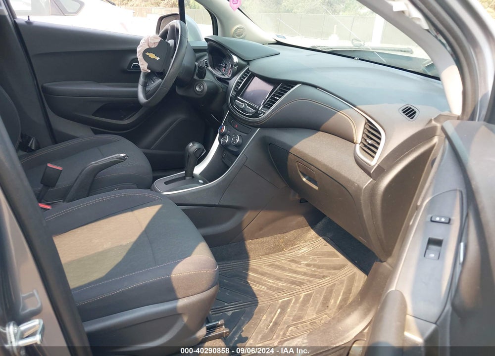 2020 CHEVROLET TRAX FWD LS VIN: 3GNCJKSB0LL315075