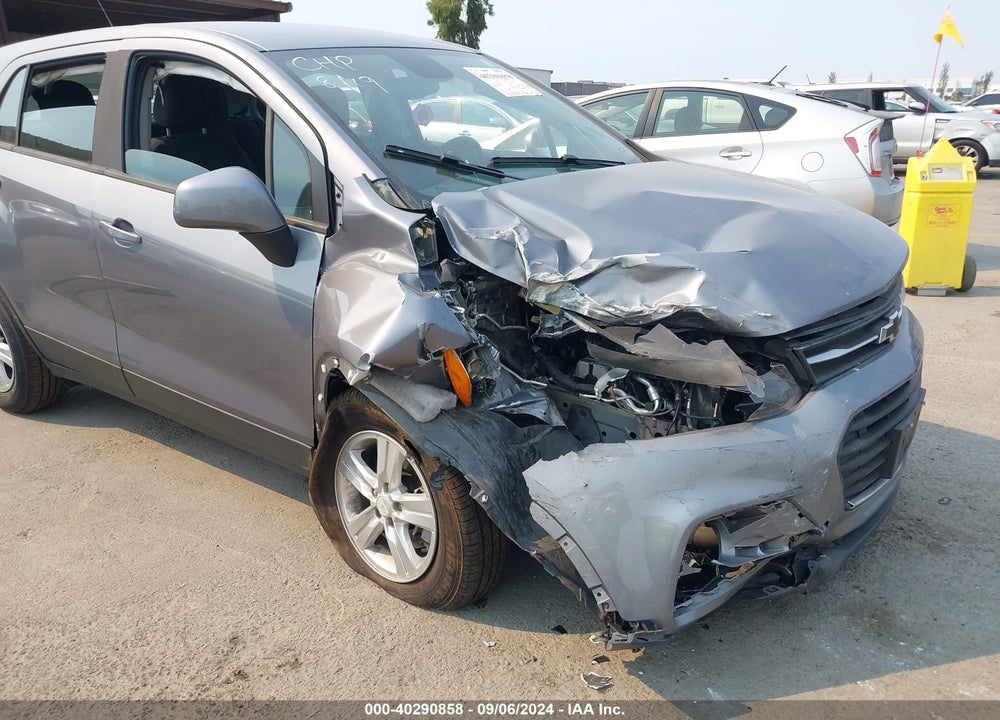 2020 CHEVROLET TRAX FWD LS VIN: 3GNCJKSB0LL315075