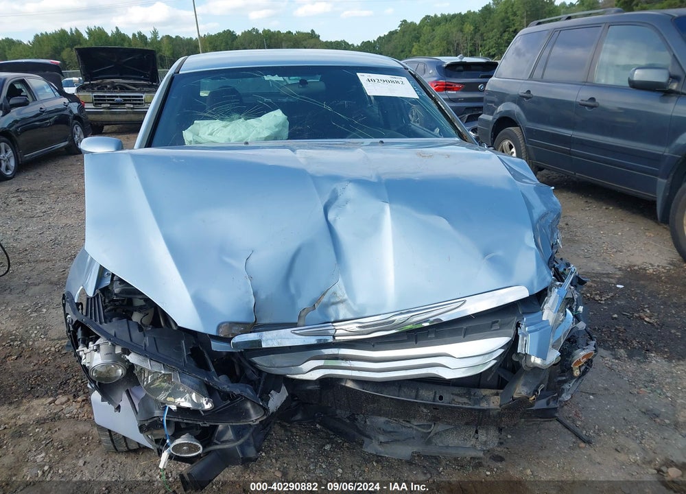 2014 CHRYSLER 200 LX VIN: 1C3CCBAB2EN211070