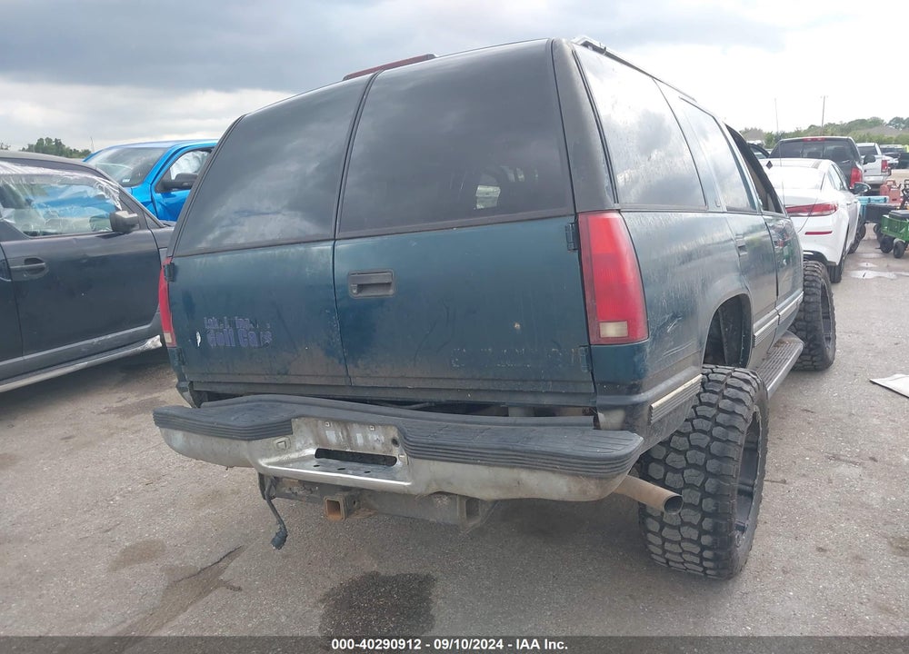 1997 CHEVROLET TAHOE LS VIN: 1GNEK13R2VJ433716