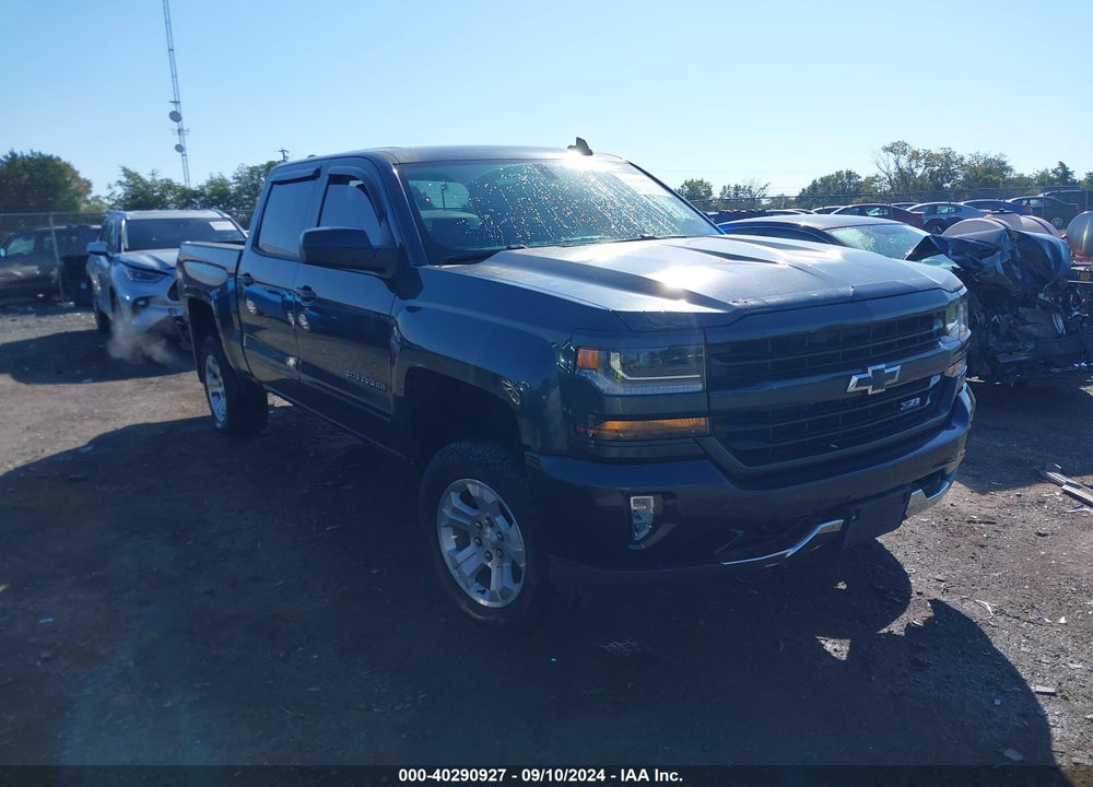 2018 CHEVROLET SILVERADO 1500 2LT VIN: 3GCUKRECXJG145658
