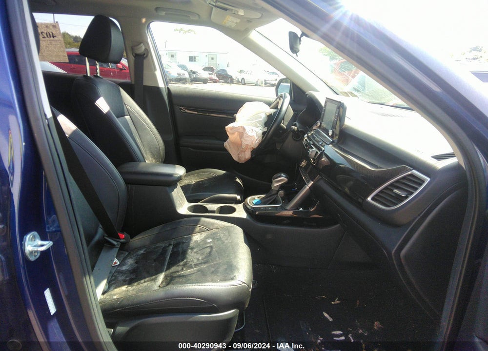 2021 KIA SELTOS EX VIN: KNDERCAA2M7095873
