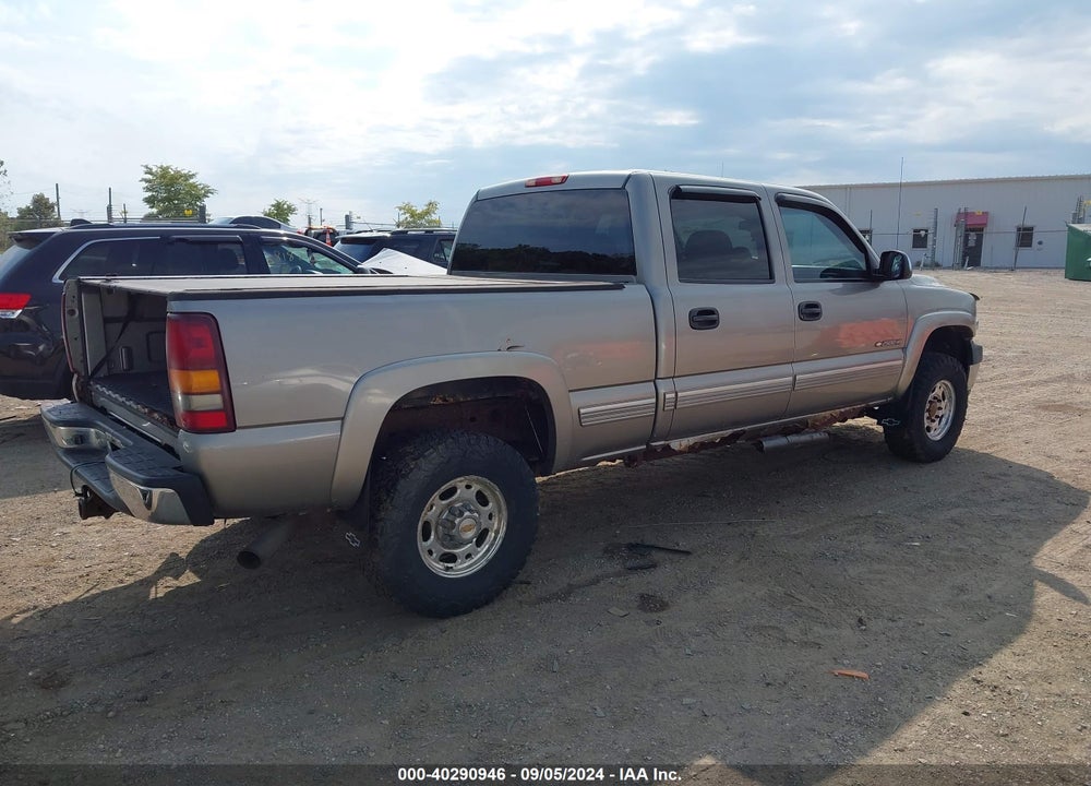 2002 CHEVROLET SILVERADO 2500HD LS VIN: 1GCHK23U22F240917