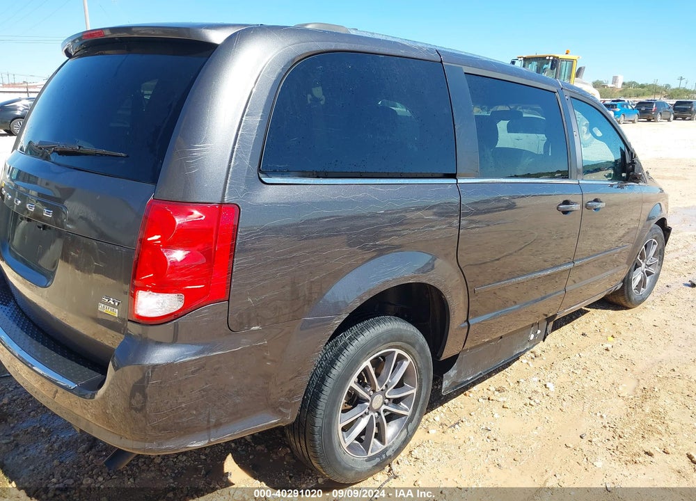2017 DODGE GRAND CARAVAN SXT VIN: 2C4RDGCG1HR714945