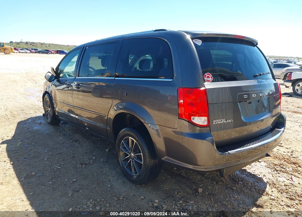 2017 DODGE GRAND CARAVAN SXT VIN: 2C4RDGCG1HR714945