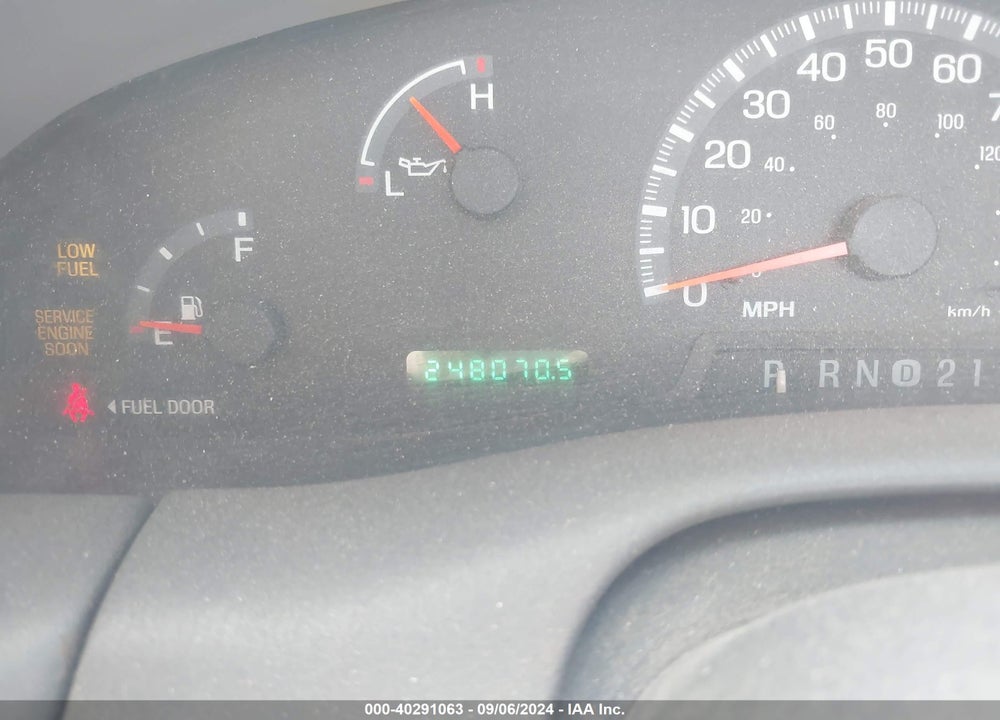 2000 FORD F-150 VIN: 2FTRF17Z7YCA40726