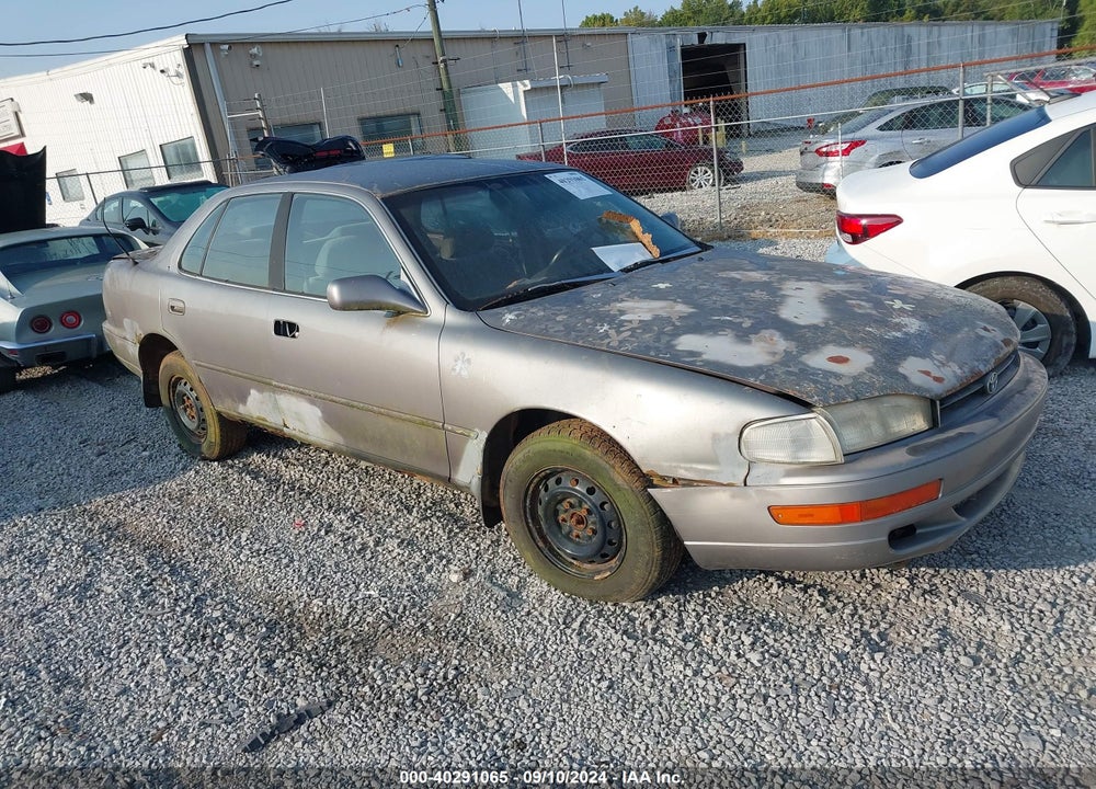 1993 TOYOTA CAMRY LE VIN: 4T1SK12E8PU315001