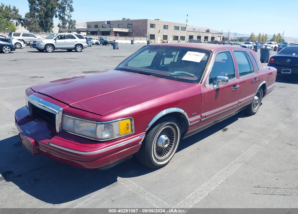 1991 LINCOLN TOWN CAR EXECUTIVE VIN: 1LNCM81W5MY681875